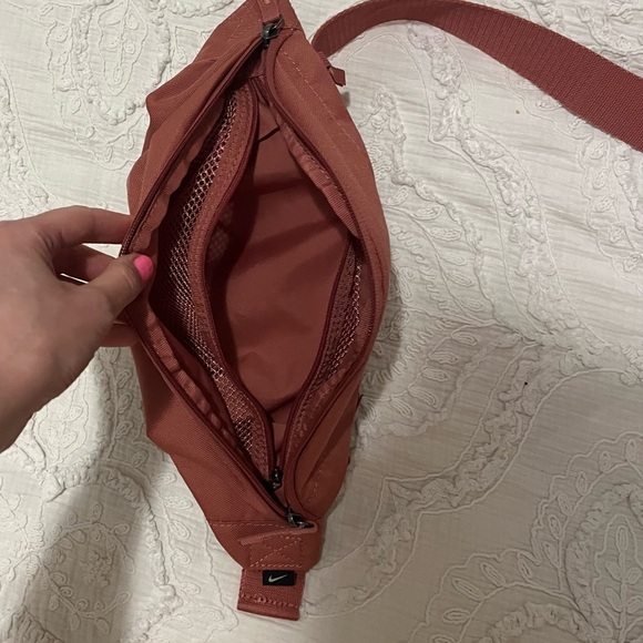 Woman nike waist bag - Picture 8 of 8